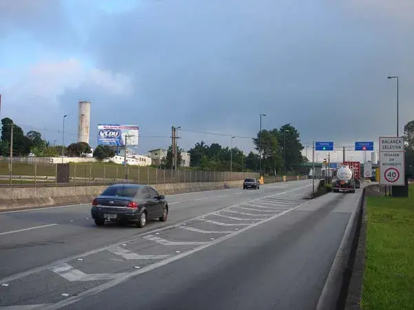 Painel Rodoviário e Front Light Rodovia Anchieta SP-150 Imagem