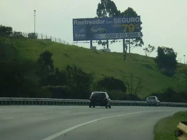 Painel Rodoviário e Front Light Rodovia dos Imigrantes SP-160 Imagem