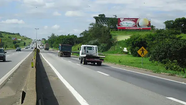 Painel na Dutra Outdoor na Dutra - 12