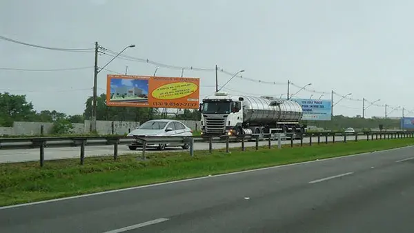 Painel Rodoviário e Front Light Rodovia Padre Manoel da Nóbrega SP-055 - 5